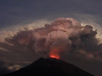 Kabar Gunung Agung yang Kembali Erupsi Hari Ini