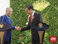 MoU Kedaluwarsa, Jokowi Minta Mahathir Lindungi TKI