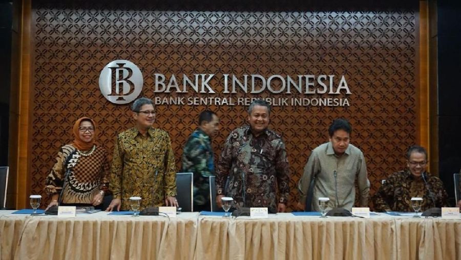 BI memproyeksikan pergerakan nilai tukar rupiah terhadap dolar AS secara rata-rata bergerak di kisaran Rp 13.700/US$ - Rp 14.000/US$