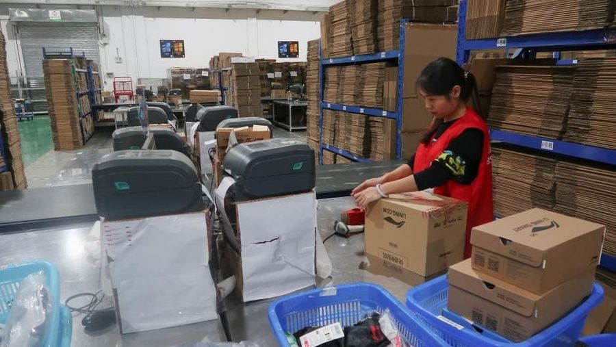 Peran manusia di antara para robot