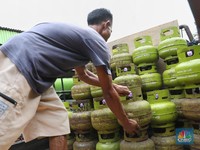 RI Makin Kecanduan Impor LPG Hingga 2024, Ada Obatnya Nggak?