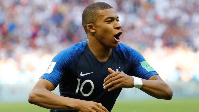 Deschamps: Mbappe Lebih Cepat Ketimbang Ronaldo
