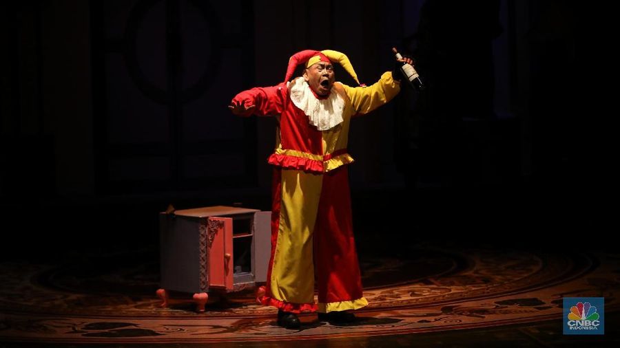 Pertunjukan ini merupakan terobosan baru dimana fiksi ilmiah diangkat ke panggung teater.