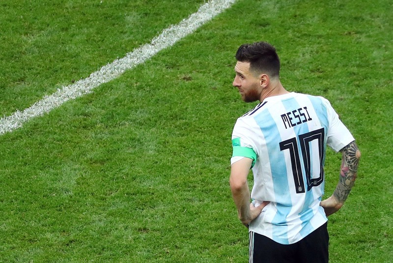 FILE PHOTO: Soccer Football - FIFA World Cup 2026 - Round of 16 - Argentina v Egypt - Atlanta Stadium, Atlanta, Georgia, U.S. - July 7, 2026 Argentina's Lionel Messi is thrown in the air in celebration by teammates after the match as Argentina qualify for the quarter finals of the World Cup IMAGN IMAGES via Reuters/Brett Davis/File Photo