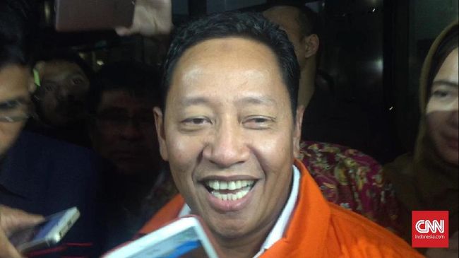 Korupsi Lahan, Eks Bupati Sula Dituntut 12 Tahun Penjara