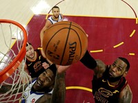 Kepindahan LeBron James Berisiko Ganggu Ekonomi Cleveland