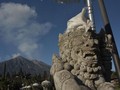 Gunung Agung Semburkan Abu Setinggi 5,1 Km