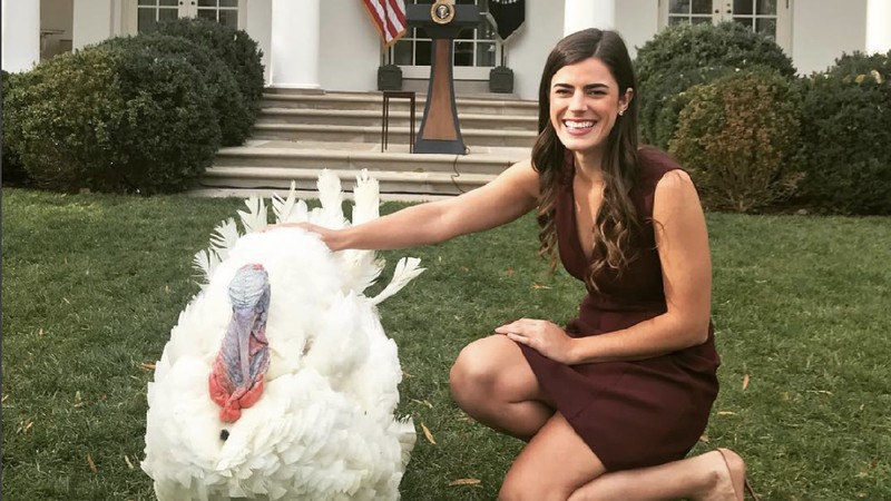 Madeleine Westerhout ditarik sebagai asisten khusus dan asisten eksekutif untuk Presiden Donald Trump dengan gaji tahunan US$130.000 (Rp 1,8 miliar)