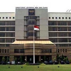 Bea Cukai Berantas Rokok Ilegal sampai Sabu Jelang Natal
