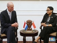CPO Jadi Isu Pembahasan Menlu RI dan Belanda