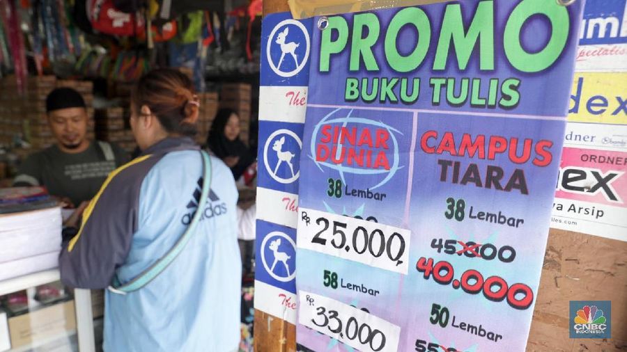Memasuki tahun ajaran baru 2018/2019, sebagian orang tua murid mulai sibuk membeli perlengkapan sekolah untuk anak mereka.