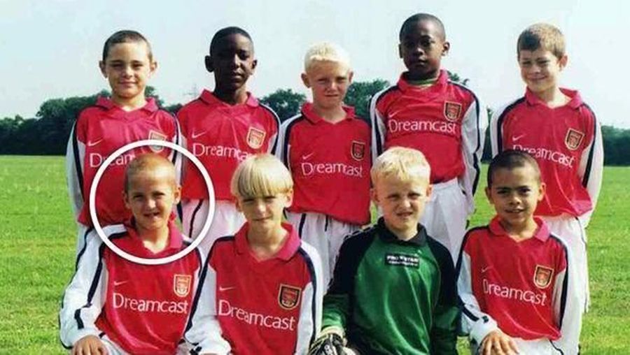 Kane pun menjelma menjadi orang superkaya. Kekayaan Kane ditaksir mencapai 90 juta poundsterling (Rp 1,7 triliun).