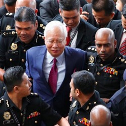 Korupsi Kakap Malaysia, Hukuman Eks PM Malaysia Malah Dikurangi