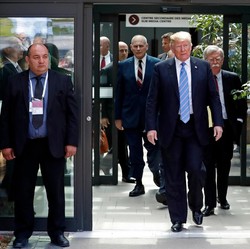 Sering Adu Mulut, John McCain Tak Sudi Trump ke Pemakamannya