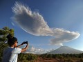 Gunung Agung Meletus, Warga Diminta Jauhi Radius 4 Km