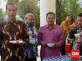 Makan Sore Bersama Bupati, Jokowi Cerita Kambing Piaraan