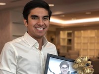 Pak Jokowi, Malaysia Saja Punya Menteri Muda & Ganteng..