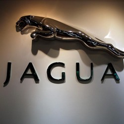 Harga Mobil Jaguar Terjun Bebas, Drop Sampai Rp 1 Miliar!
