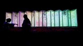 Karena menarik banyak pengunjung, penyelenggara akhirnya menjadikan ini sebagai acara tahunan di Tokyo dan tahun ini merupakan gelaran ke-8. Meski pada hari biasa, lokasi pameran ini dibanjiri pengunjung. (REUTERS/Kim Kyung-Hoon)