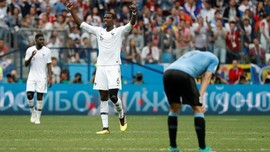 Prancis Bermain Buruk Tetap ke Semifinal