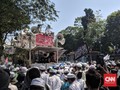 Massa 67 Mulai Lakukan Aksi di Depan Bareskrim
