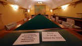 Ruang rapat di dalam bungker. Saat masa Perang Dunia II, kota Samara dipilih sebagai pusat pemerintahan alternatif Soviet jika Nazi Jerman berhasil menguasai Moskow. Kota Samara saat itu diberi nama Kuybyshev.