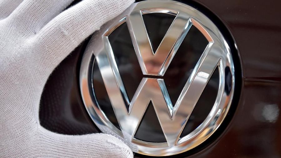 Produsen mobil asal Jerman, Volkswagen (VW) berencana untuk mengurangi 7.000 karyawan pada 2023.