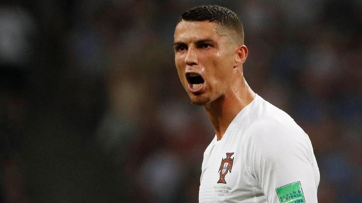 Cristiano Ronaldo ke Juve, Tuntaskan Saga Transfer Rp 1,68 T Real Madrid mengonfirmasi kepindahan Ronaldo ke Juventus.