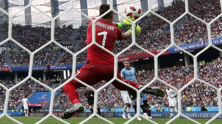 Raphael Varane dan Antoine Griezmann menjadi pahlawan kemenangan Prancis.
