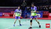 Dengan dukungan penuh dari penggemar bulutangkis Indonesia, Tontowi Ahmad/Liliyana Natsir tidak mengalami kesulitan berarti sepanjang babak final. (CNN Indonesia/Hesti Rika)