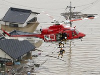 Banjir Tewaskan 100 Orang, PM Abe Batalkan Dinas Luar Negeri