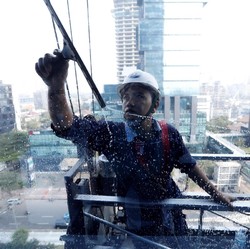 Banyak Orang Kehilangan Pekerjaan: 20 Ribu dari Outsourcing
