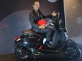 Vespa Sprint Carbon Goda Eksekutif Muda Indonesia