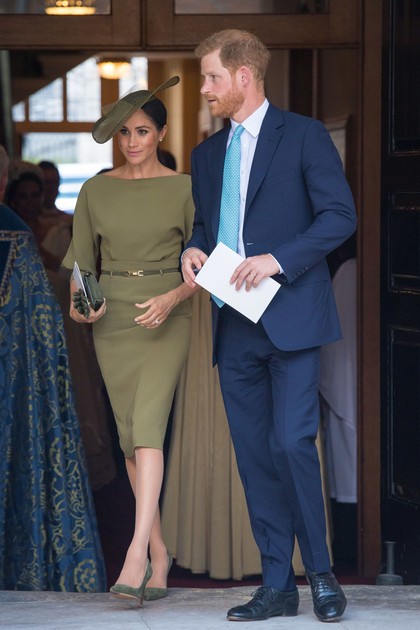 Meghan Markle Anggun Bergaun Hijau di Pembaptisan Pangeran Louis Meghan Markle Anggun Bergaun Hijau di Pembaptisan Pangeran Louis
