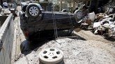 Perdana Menteri Shinzo Abe membatalkan lawatannya ke luar negeri dan fokus menangani bencana banjir terburuk di Jepang tersebut. (REUTERS/Issei Kato)