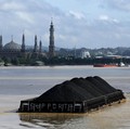 Harga Batu Bara Jatuh & Dekati US$100, Vietnam Makin Jadi Beban