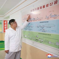 Misteri Terjawab, Kim Jong Un Muncul di Depan Publik Korut