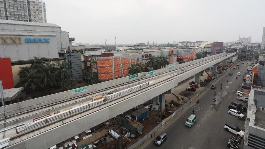 Proyek pembangunan Light Rapid Transit (LRT) tahap pertama Kelapa Gading-Rawamangun sudah rampung dan saat ini sudah masuk tahap uji coba.