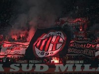 AC Milan Tergadai