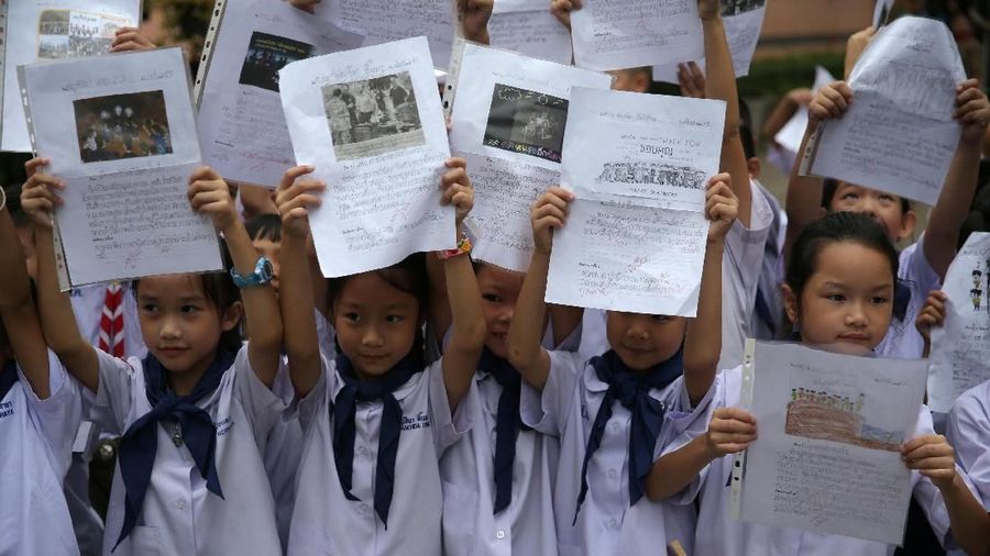 Ucapan terima kasih dan kegembiraan pada hari ini setelah sukses menyelamatkan kelompok terakhir dari 12 anak laki-laki dan pelatih sepak bola