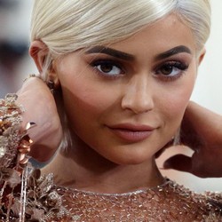 Ini Rahasia Sukses Kylie Jenner Kelola Bisnis Rp 11 T