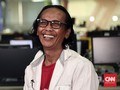 Mandra Sambut Kelahiran Anak di Usia 54 Tahun