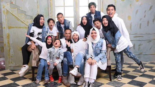 Cara Gen Halilintar Didik 11 Anak Menjadi Entrepreneur