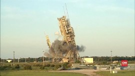 VIDEO: Menara Peluncur Roket di Cape Canaveral Dihancurkan