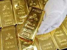 Bank Sentral Cetak Duit US$ 12 T, Harga Emas Kinclong Lagi