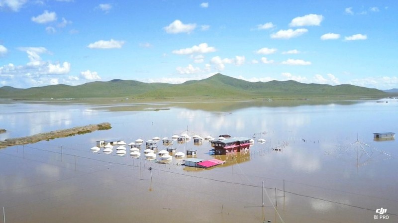 Hujan lebat dan banjir melanda sebagian besar Cina saat ini selalu terjadi setiap tahun