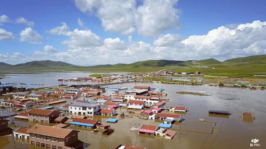 Hujan lebat dan banjir melanda sebagian besar Cina saat ini selalu terjadi setiap tahun