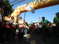 Padjadjaran Fun Bike, Menggaungkan Asian Games di Bandung