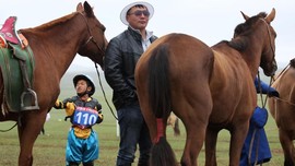 FOTO: Pacuan Joki Cilik Mongolia
