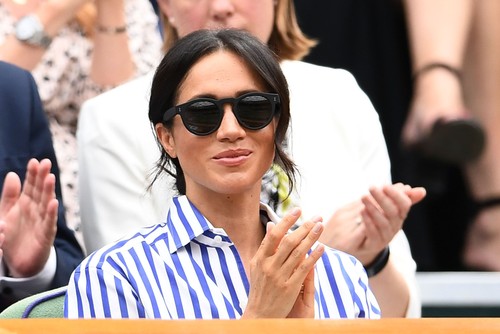 Meghan Markle dan Emma Watson Pakai Celana Sama, Siapa Lebih Stylish? Meghan Markle dan Emma Watson Pakai Celana Sama, Siapa Lebih Stylish?